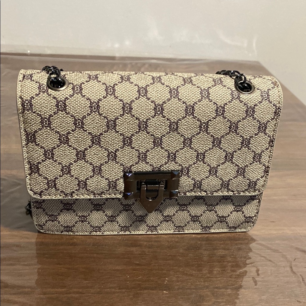 Elegant Beige and Brown Designer Shoulder Bag